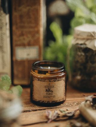 Kolekce HERBÁŘ🌿 už je chvíli na e-shopu a ja jsem z ní nadšená :) Konečně se mi povedly etikety, které vypadají přesně...