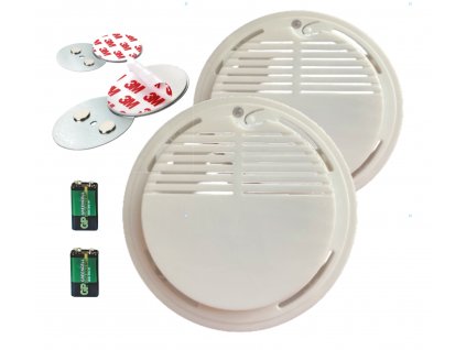 2x smoke detector and batteries