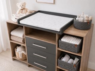 Podívejte se, jak dokonale můžou zapadnout háčkované košíky na přebalovací pult! ❤️ Co tomu říkáte? 😉 Každý prostor je...