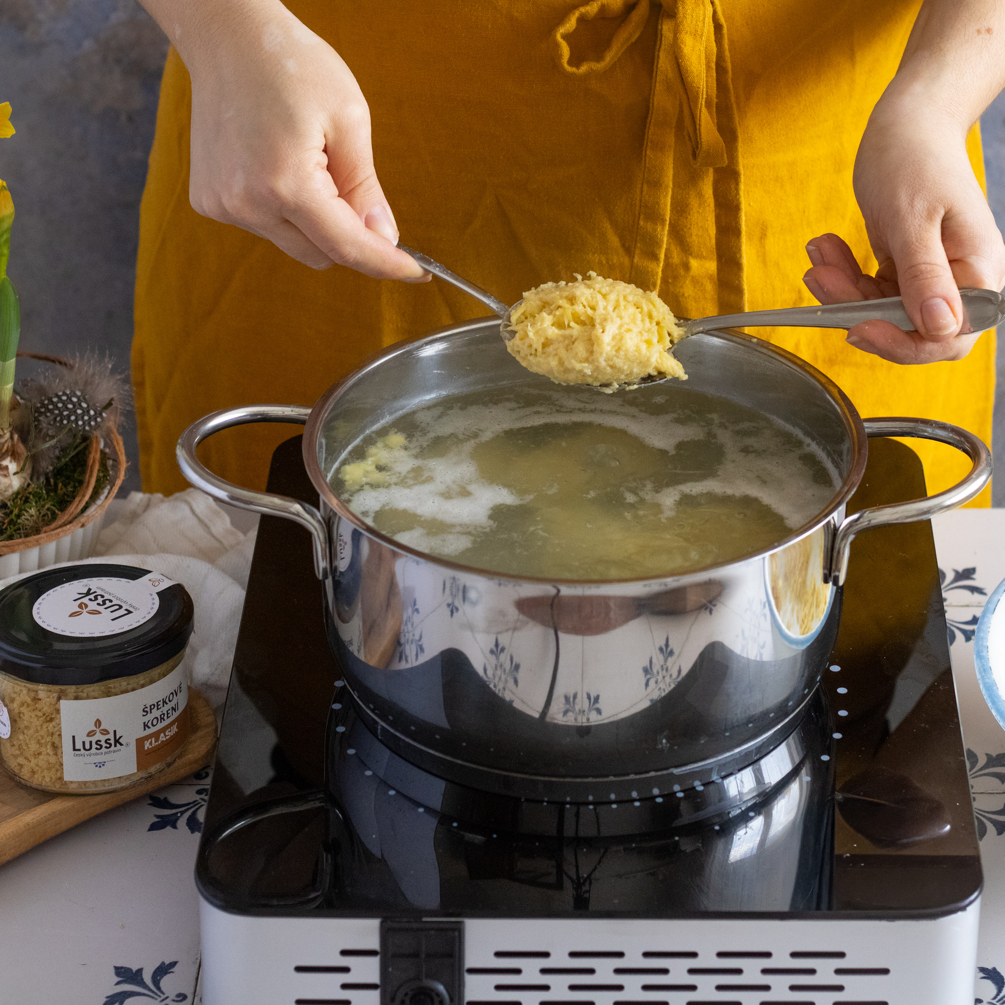 Tvarování a vaření knedlíků