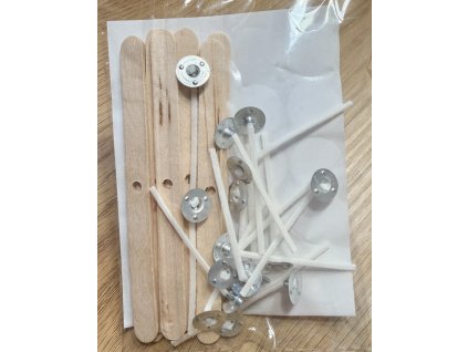 Sada na výrobu svíček - knoty, držáky, samolepky