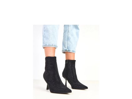 Boty na podpatku  model 217896 Solea (Barva Černá, Velikost 36)