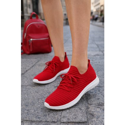 C5610B29 60CF 40F4 A2F1 85BBF68096CC