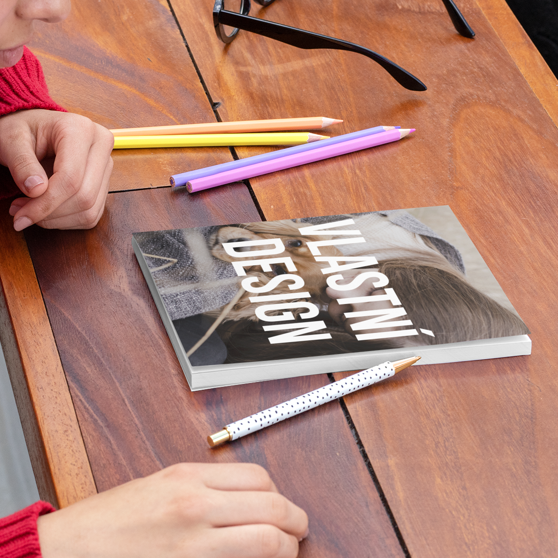 mockup-of-a-woman-ready-to-write-on-her-notebook-29948