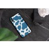 mockup of a clear phone case placed on a table 4643 el1 (49)