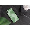 mockup of a clear phone case placed on a table 4643 el1 (64)