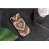 mockup of a clear phone case placed on a table 4643 el1 (10)