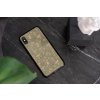 mockup of a clear phone case placed on a table 4643 el1 (49)