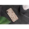 mockup of a clear phone case placed on a table 4643 el1 (27)