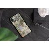 mockup of a clear phone case placed on a table 4643 el1 (71)