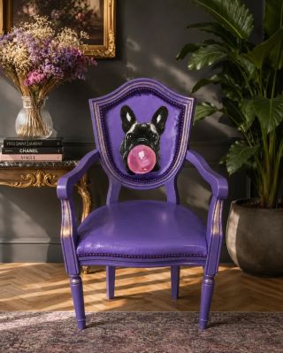 Frederik 💜🐾 Seznamte se s Frederikem. Nejen že je inspirací této židle, ale je to i můj vlastní francouzský buldoček. Jeho...