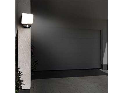 Solight LED reflektor Quick se sensorem, 20W, 1700lm, 4000K, IP44, černý