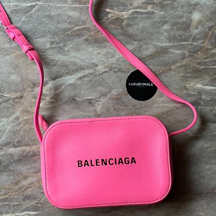Balenciaga neonově růžová kabelka