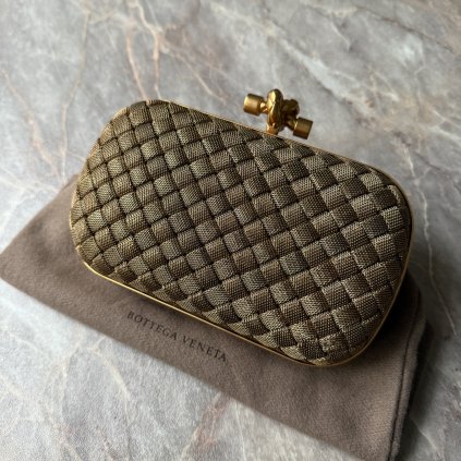 Bottega Veneta kovový clutch