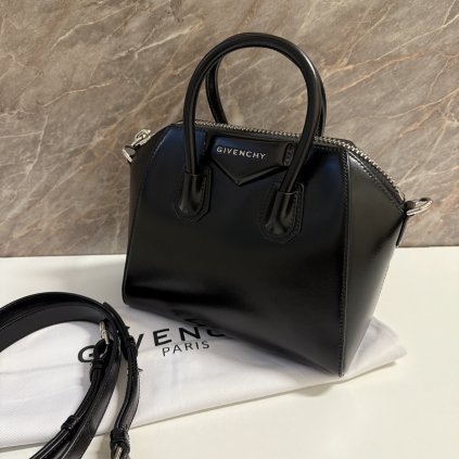 Givenchy mini černá Antigona