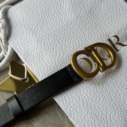 Dior černý tenký pásek