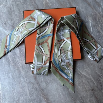 Hermès set 2x zelené Twilly