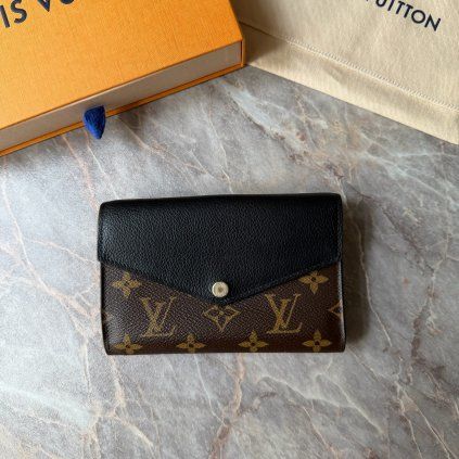 Louis Vuitton monogram peněženka