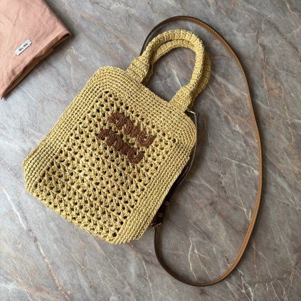 Miu Miu crochet tote kabelka