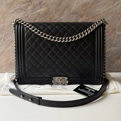 Chanel Boy černá kabelka