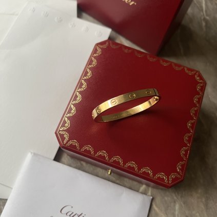 Cartier hotsell love prsten