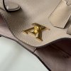 Louis Vuitton Lockme Greige kabelka
