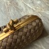 Bottega Veneta kovový clutch