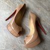 Christian Louboutin béžové podpatky