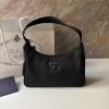 Prada nylon černá kabelka