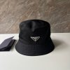 Prada bucket čepice