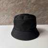 Prada bucket čepice
