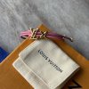 Louis Vuitton růžový náramek