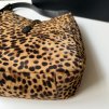 Saint Laurent leopardí Le 5 à 7 kabelka