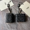 Fendi set obal na AirPods