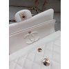 Chanel medium Double Flapbag v bílé