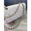 Chanel medium Double Flapbag v bílé