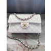 Chanel medium Double Flapbag v bílé