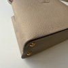 Louis Vuitton Capucines MM Galet Taurillon kabelka s python uchem