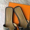 Hermès Oran černé pantofle