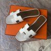 Hermès Oran bílé pantofle