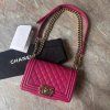 Chanel růžová Boy small