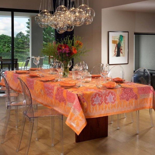 rialto-tablecloth