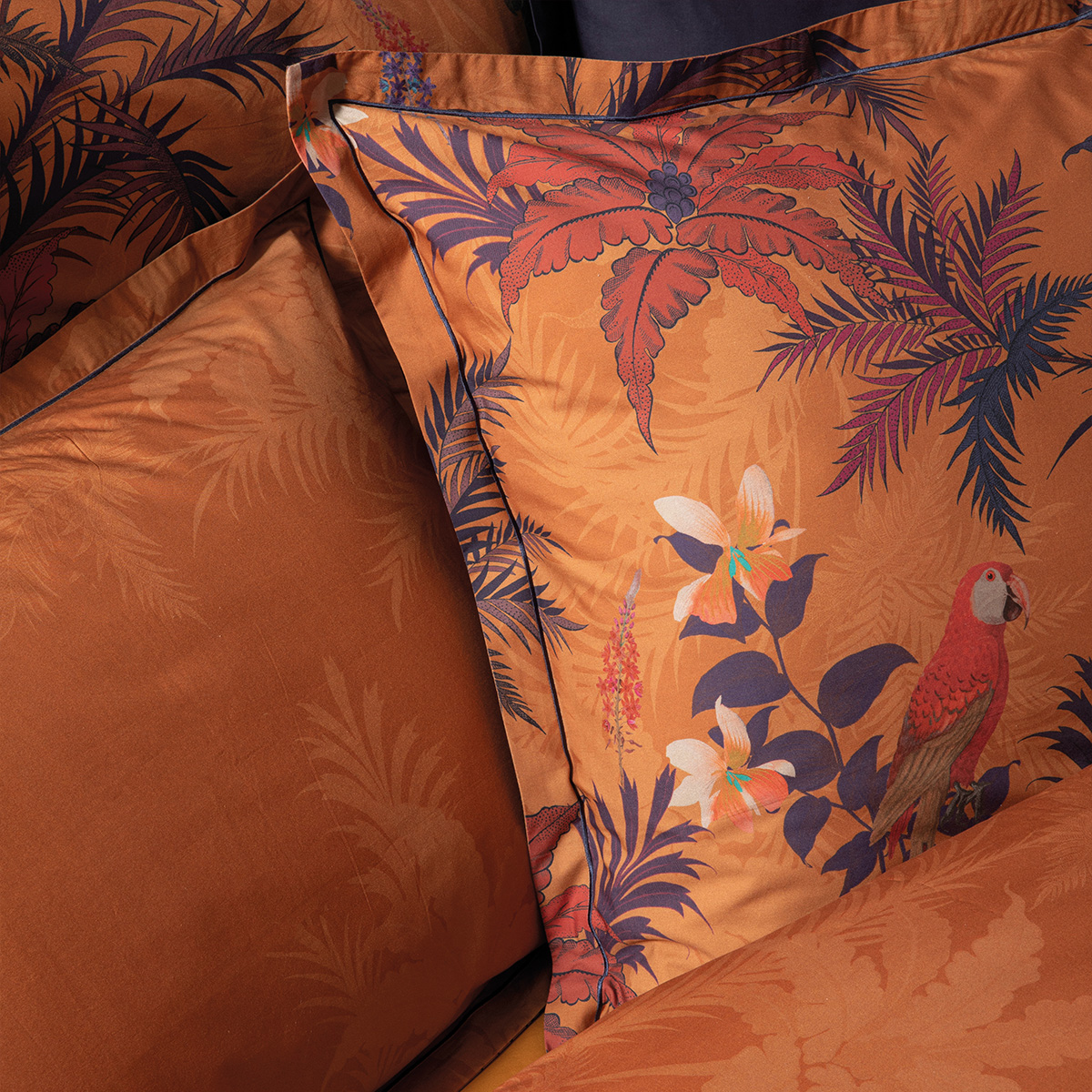 LOT-H.COUETTE-+TAIES_PARADISIO_ORANGE_PH3