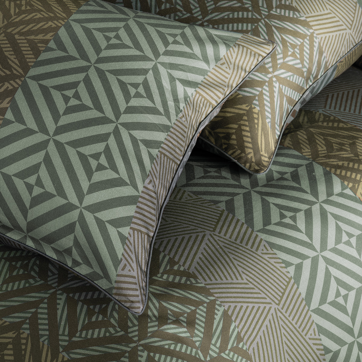LOT-H.COUETTE-+TAIES_TORONTO_GREEN_PH2