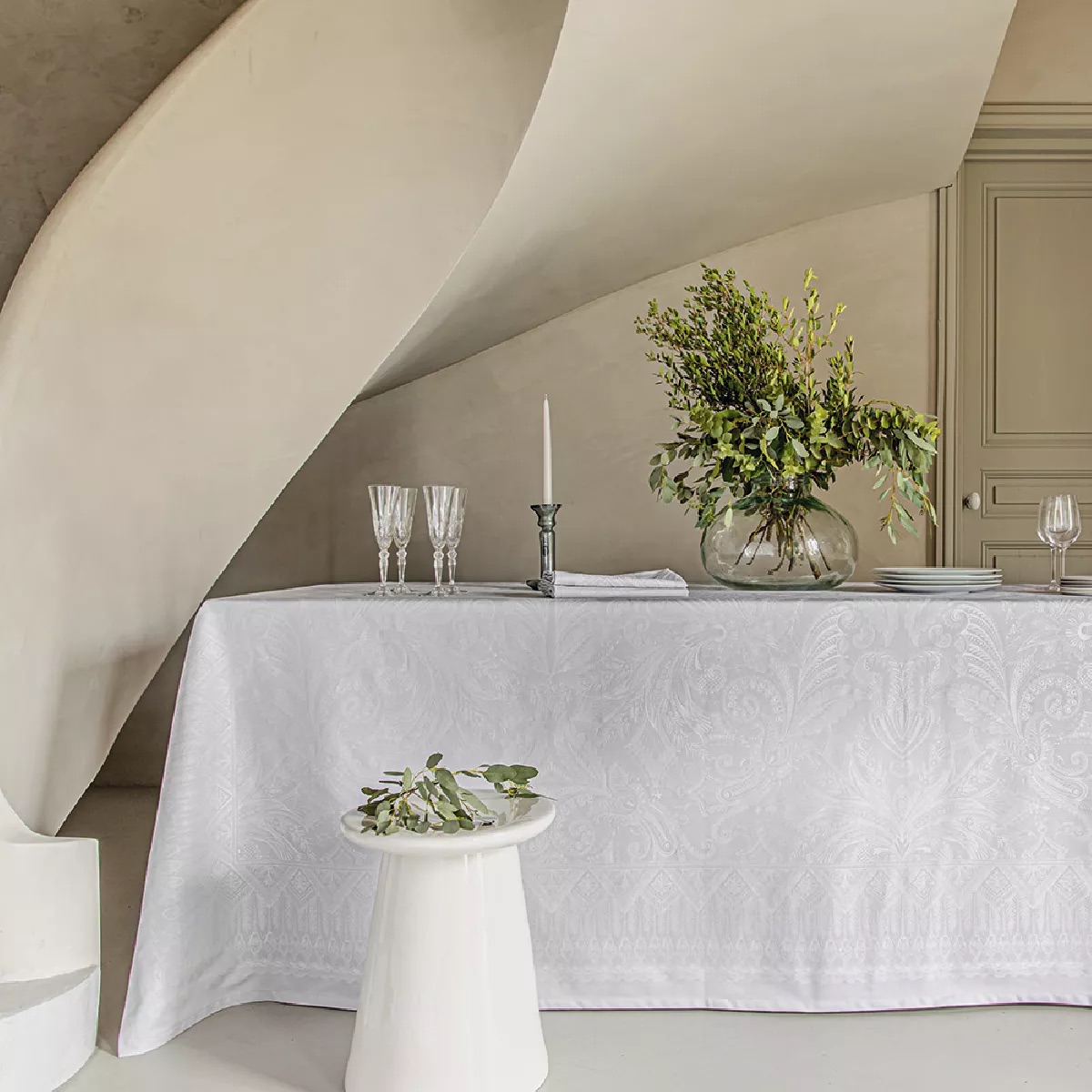 grey-100-cotton-stain-repellent-tablecloth-grace-perle