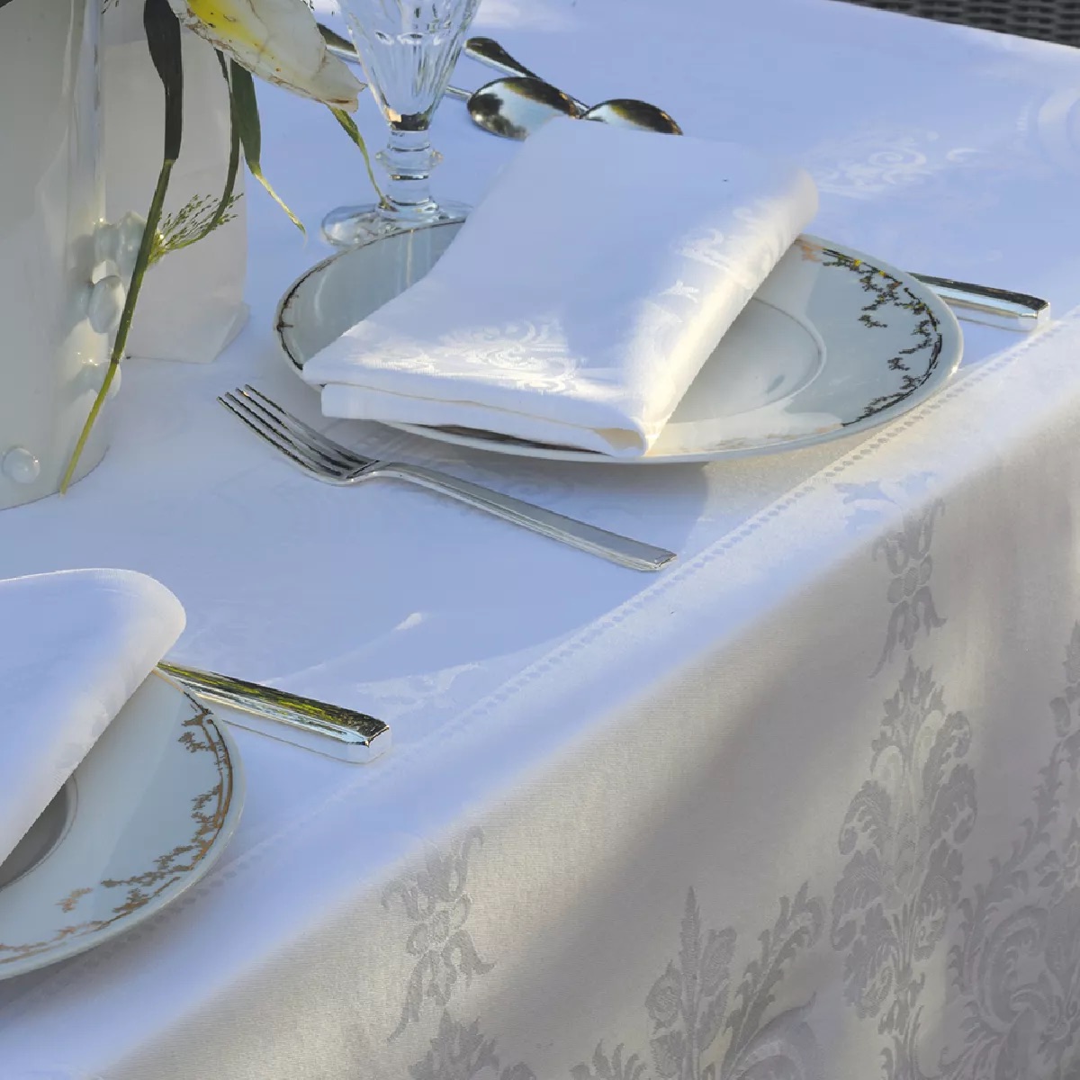white-100-cotton-napkin-beauregard-blanc_1