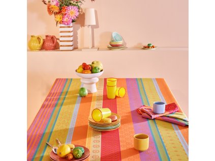 linge de table pur coton enduit impermeable multicolore samba modele mille broderies samba