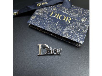 Dior brož
