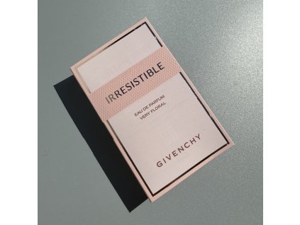 Givenchy Irresistible vzorek 1 ml EDP very floral