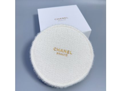 Chanel taštička bílá třpytivá limitovaná edice kulatá
